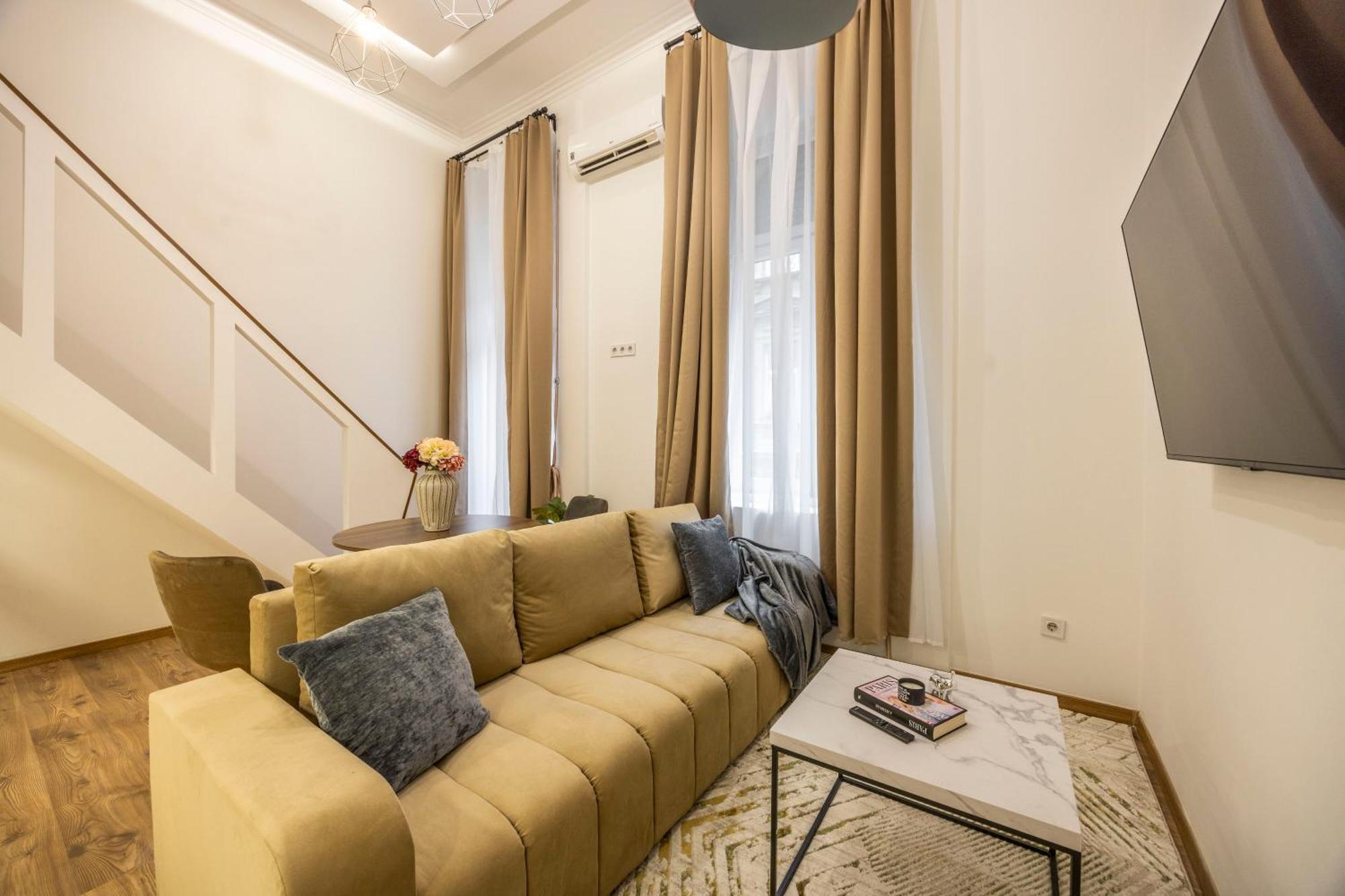 Charming Grand Residence In The Heart Of Budapest Exteriör bild